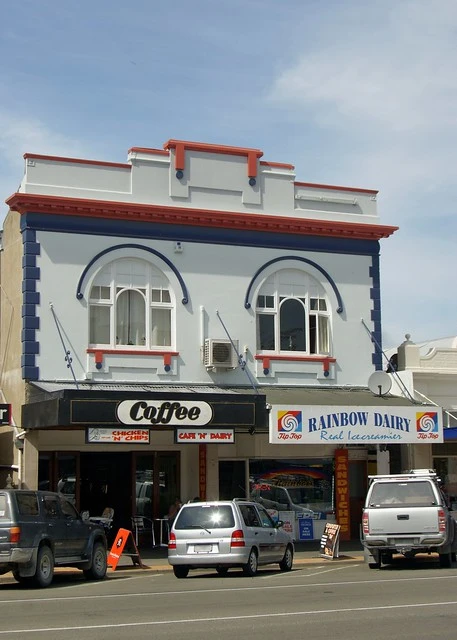 Waimate: Rainbow Dairy