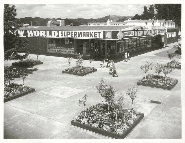 The biggest grocery store in Kawerau, the New World Supermarket.