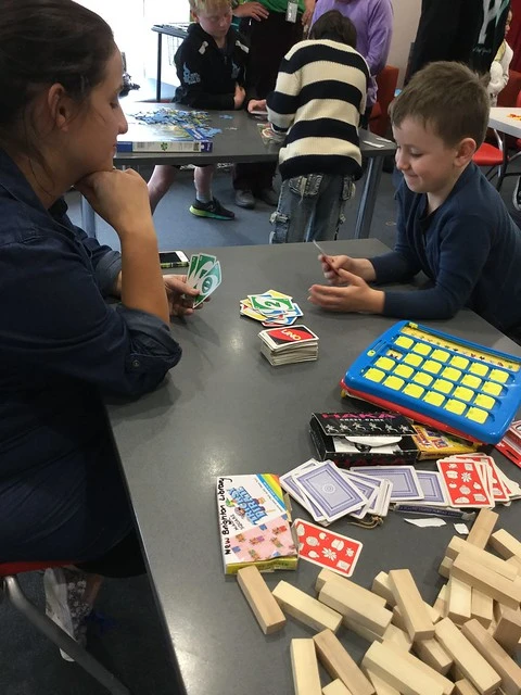 Uno, Board games day