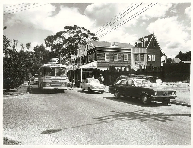 Shops across from Rotorua International Hotel at Whakarewarewa, Rotorua
