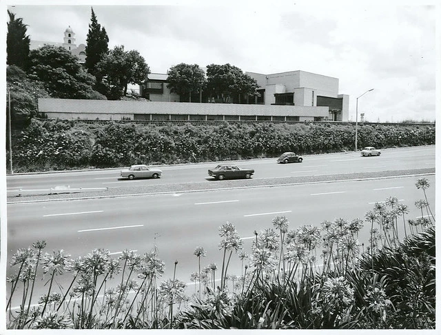 Southern Motorway with Auckland Grammar School new extension