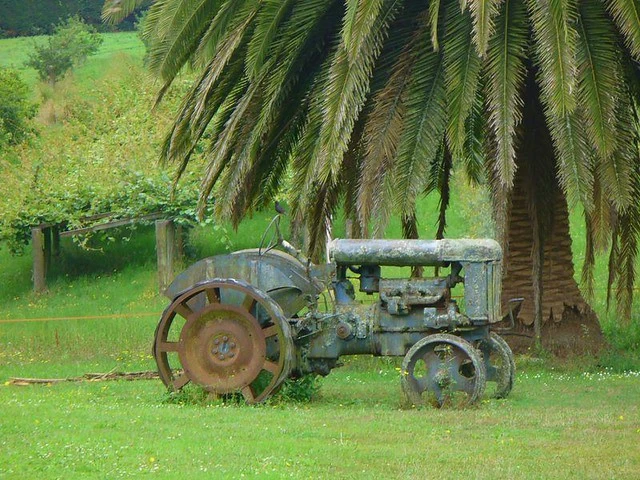 Tractor