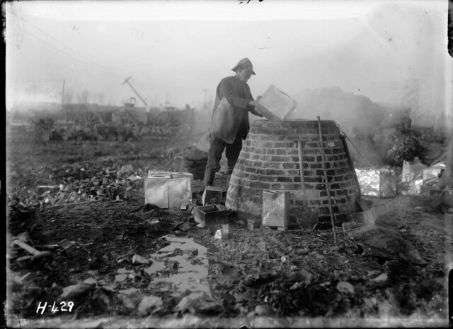 Recycling solder on the Western Front, World War I