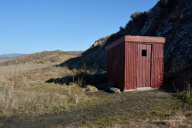 Otago Rail Trail Gangers Shed, Poolburn Viaduct, Central Otago