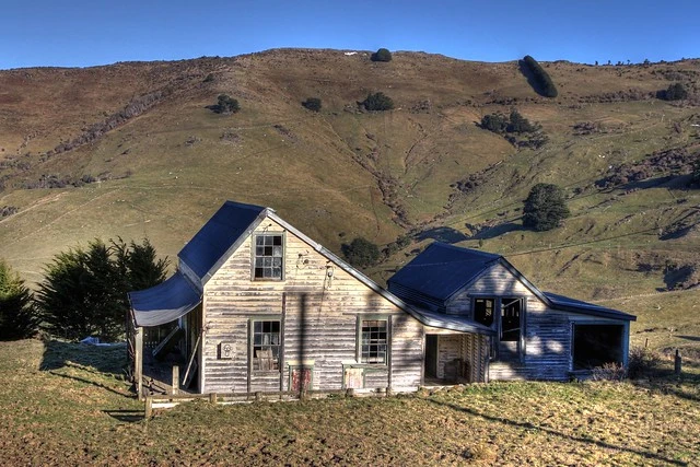 Old house, Le Bons Bay Road, Akaroa District, Banks Peninsula, Canterbury, New Zealand