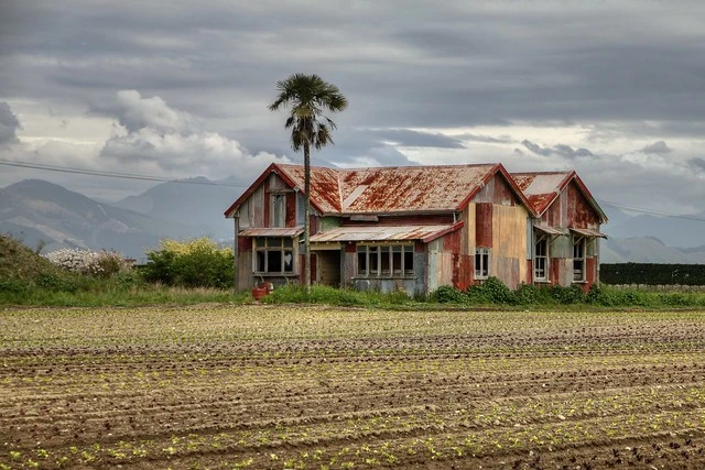 Old house, SH60 (Appleby Highway), Richmond, Nelson, New Zealand