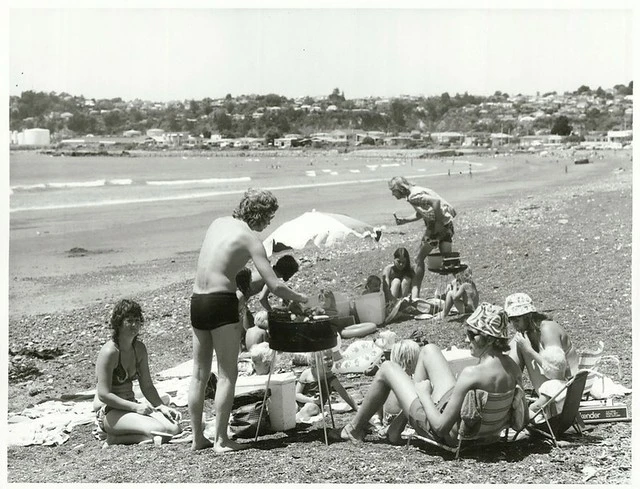Barbeque on Westshore Beach, Napier, Hawke's Bay