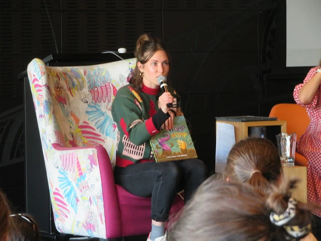 Olivia Tennet, Kiri + Lou storytime