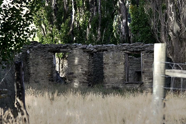 Old house ruins, Fruitlands, Otago, New Zealand
