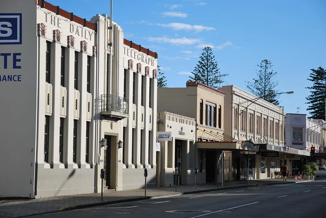 Napier - Early morning citywalk