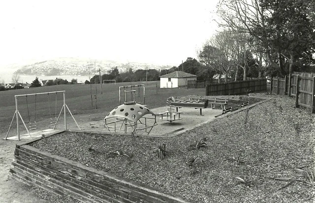 High Street, 1976