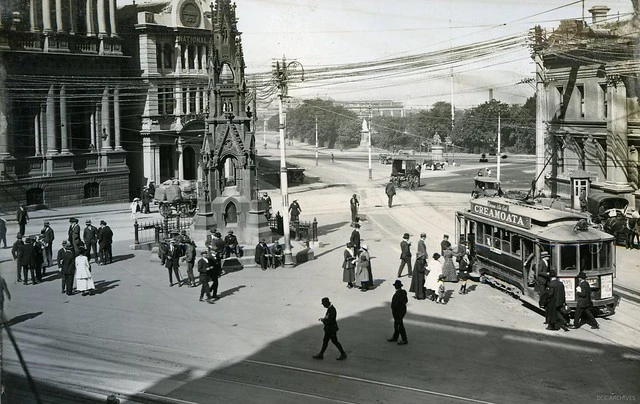 Custom House Square (now the Exchange) Comfort Station, 1919