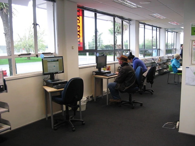 PC users, Darfield Library