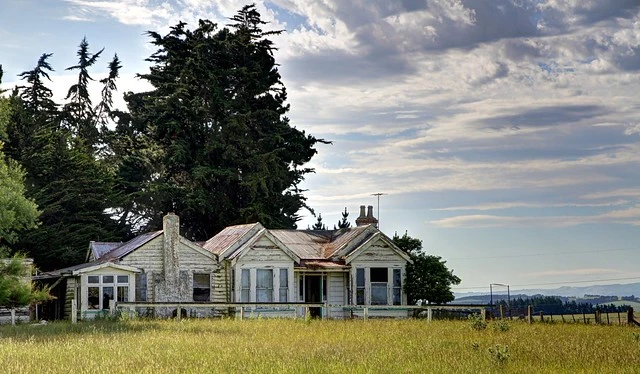 Old house, Te Houka, SH1, Otago, New Zealand.