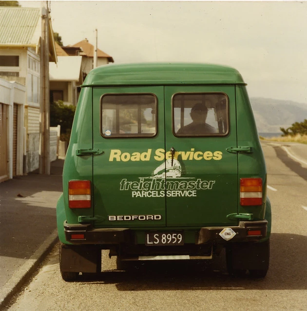 CND 28.335 - Road Services - Freightmaster - Parcels Service, Wellington