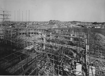 [Auckland War Memorial Museum extensions under construction]