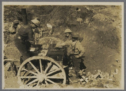 A Wellington Regiment cooker cooking an appetising hot meal for the boys in the trenches within 1000 yards of the front line.