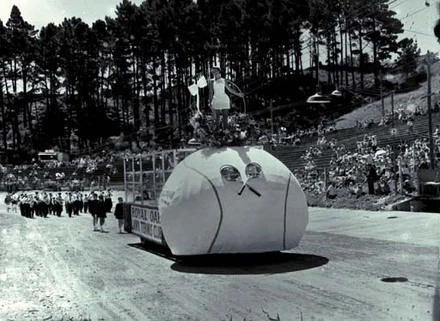 Carnival opening, Western Springs.