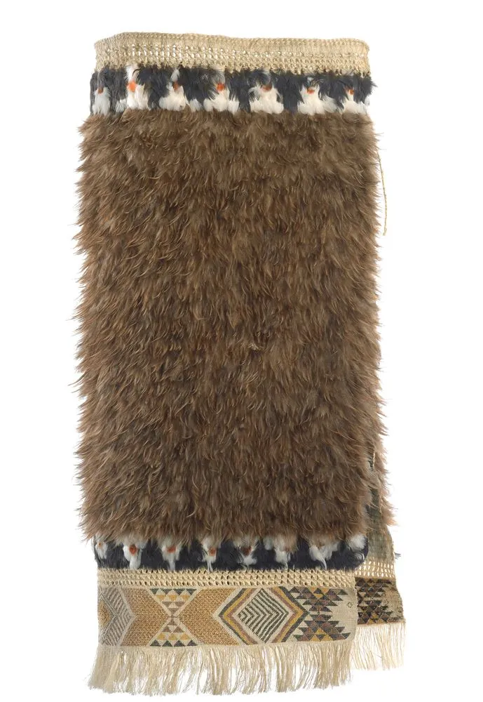 Kahu kiwi (kiwi feather cloak)