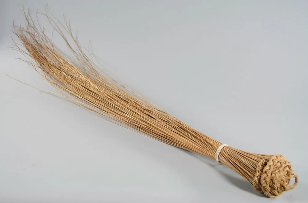 Kikau broom