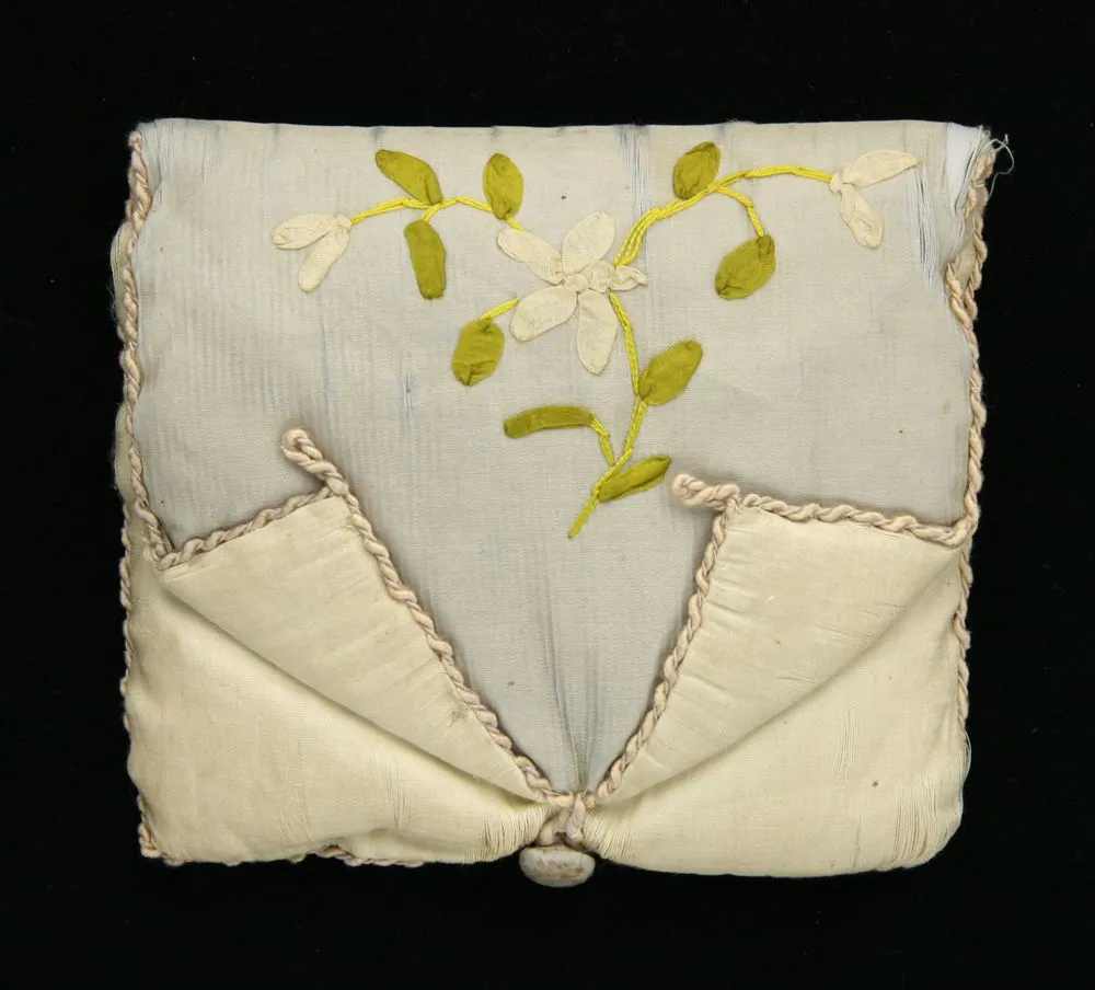 Handkerchief sachet