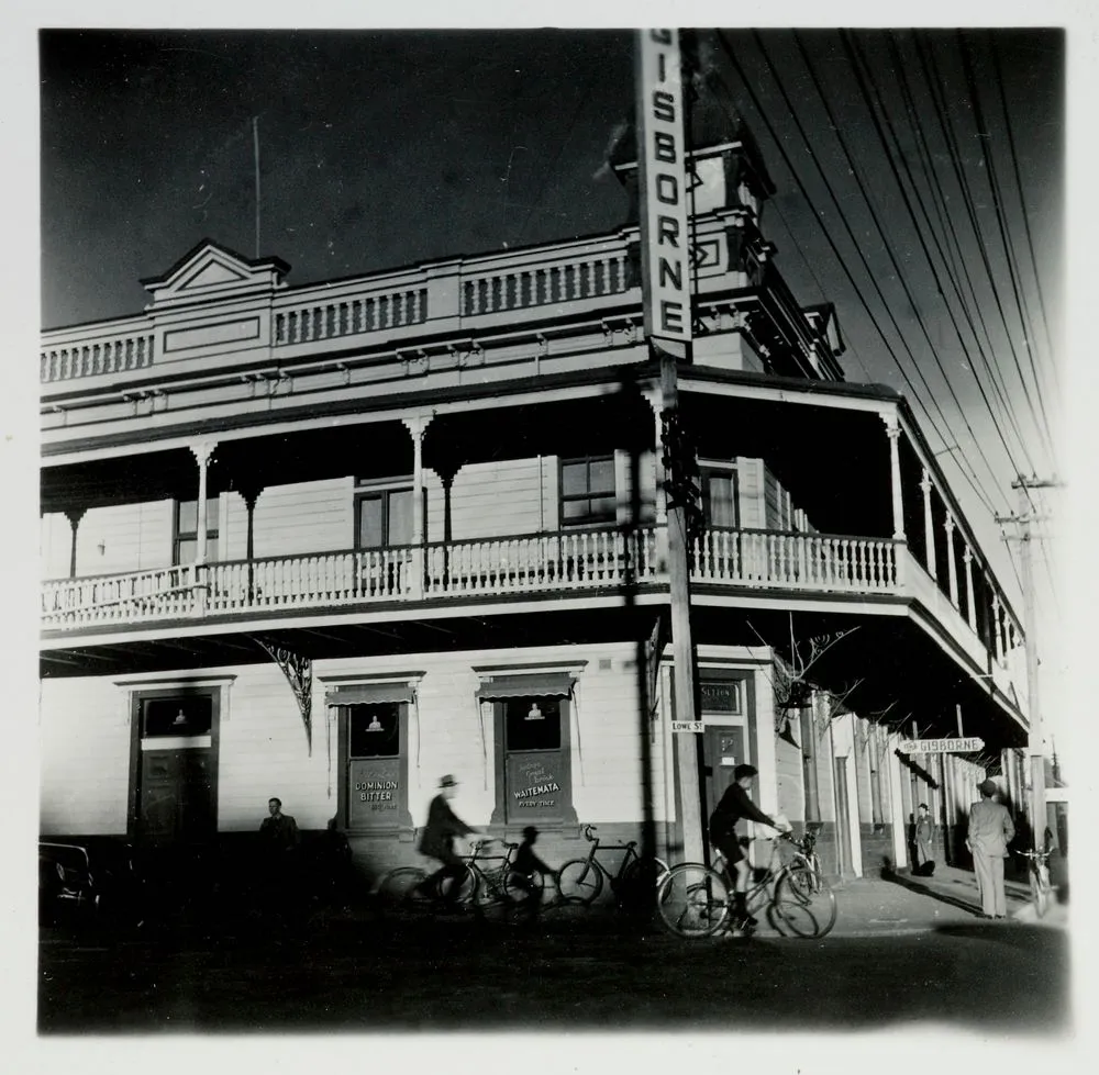 New Zealand Towns and Pubs : Gisborne