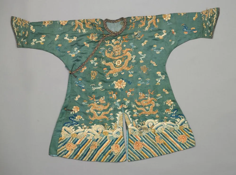 Child's dragon robe (ch'i fu), Chinese