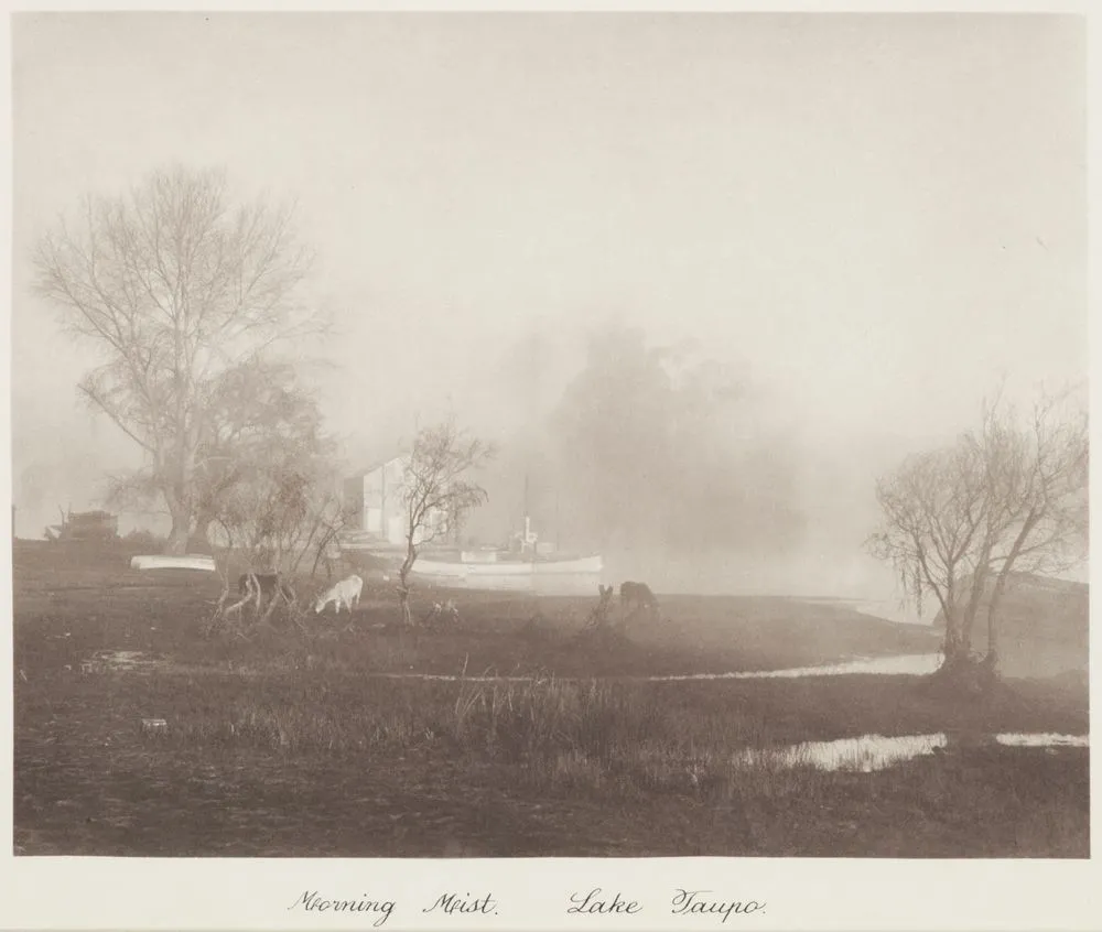 Morning mist, Lake Taupo. From the album: Camera Pictures of New Zealand