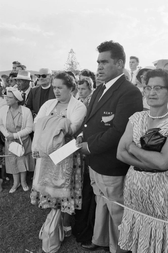 Spectators at Waitangi treaty celebrations, Waitangi