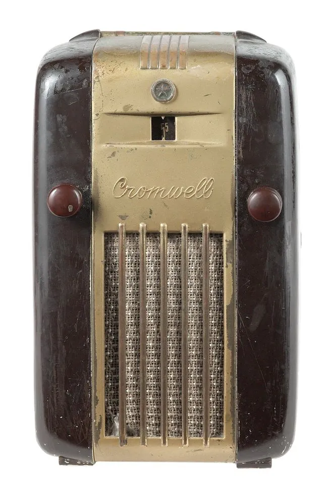 Radio, Cromwell brand