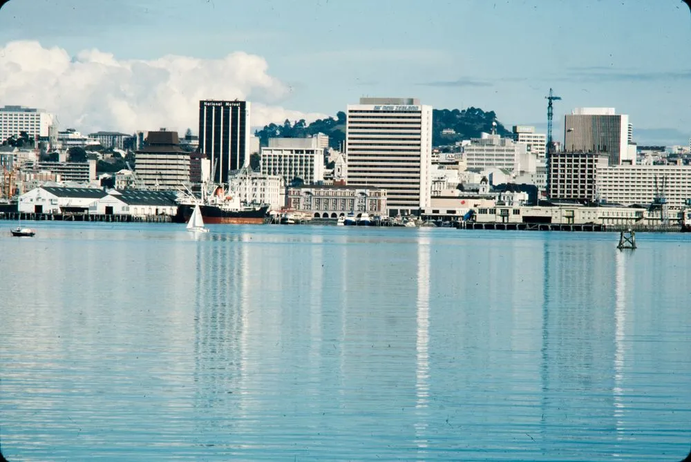 New Zealand Cities: Auckland. City Skyline