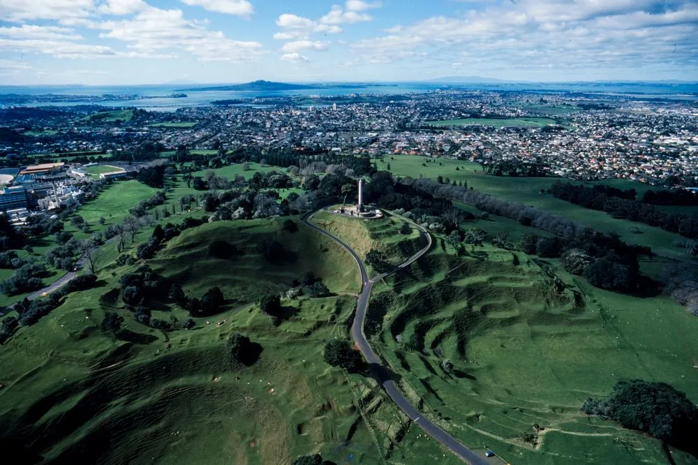 New Zealand Cities: Auckland. One Tree Hill