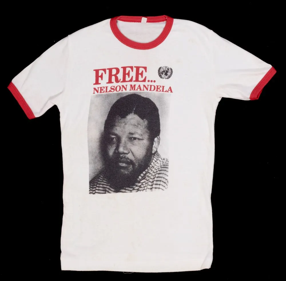 T-shirt, 'Free...Nelson Mandela'