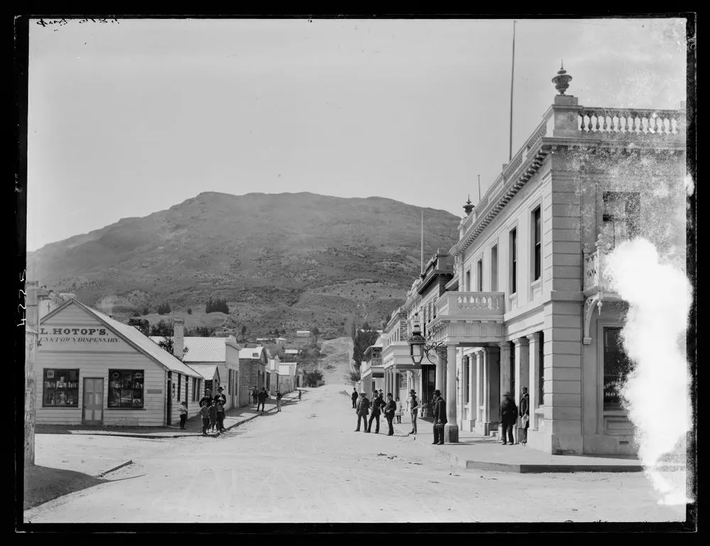 [Queenstown]