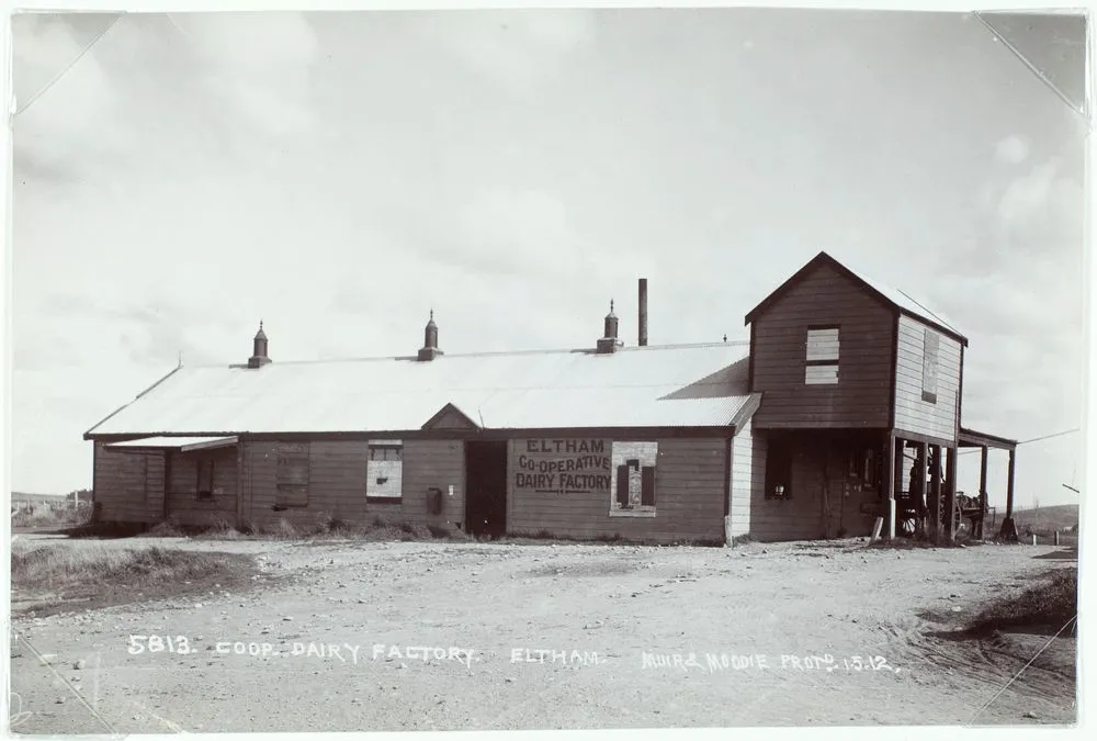 Co-op Dairy Factory, Eltham