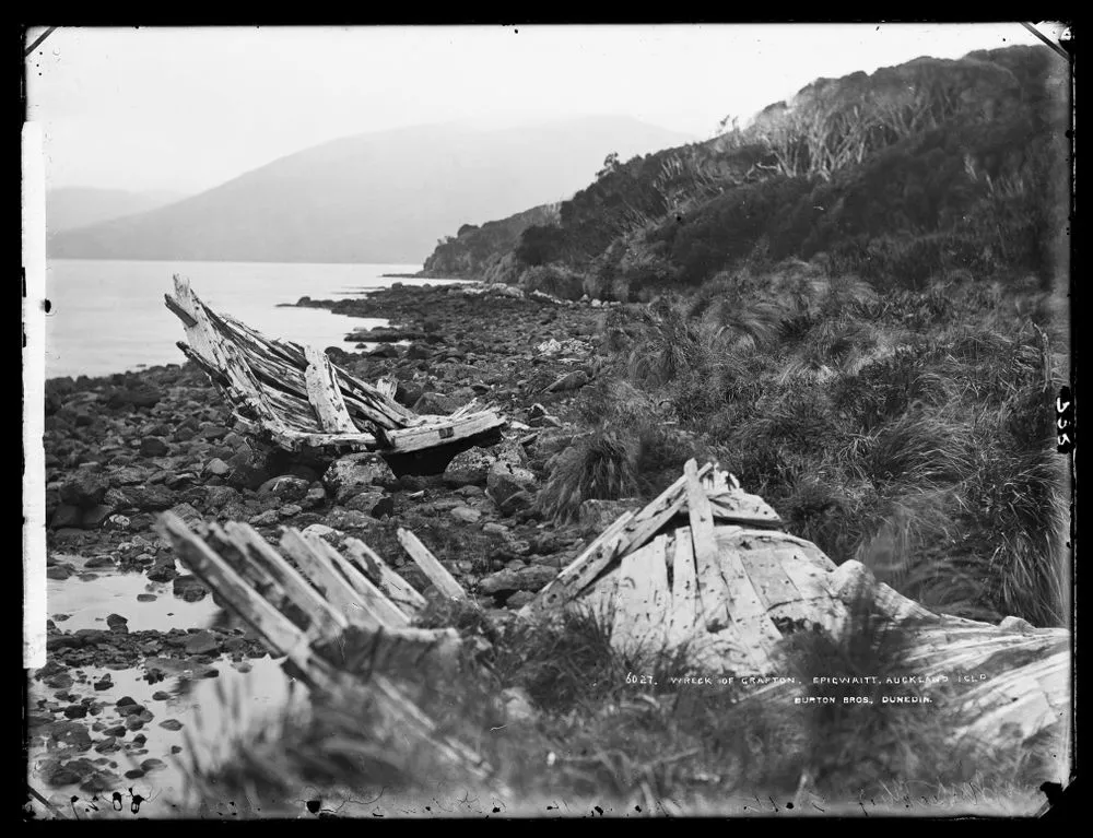 Wreck of Grafton, Epigwaitt, Auckland Islands