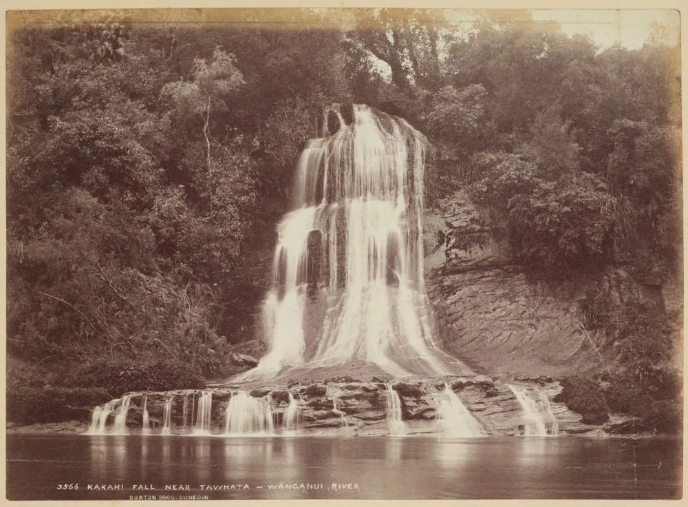 Kakahi Fall near Tawhata - Wanganui River