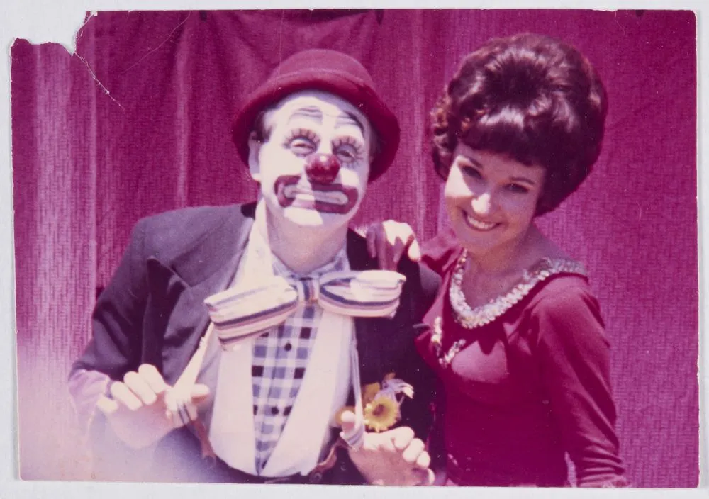 Untitled [Crunchy the Clown and a woman]