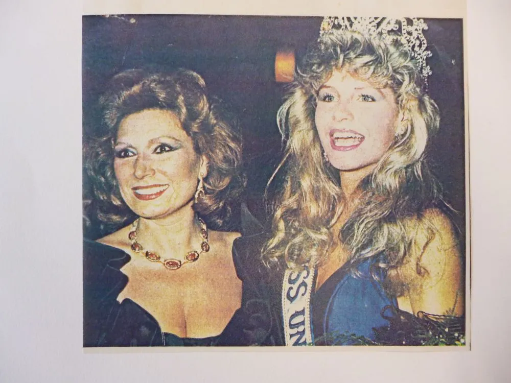 Clipping featuring Lorraine Downes, Miss Universe 1983