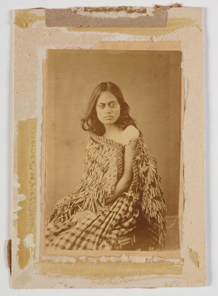 Portrait oa a young Maori woman.