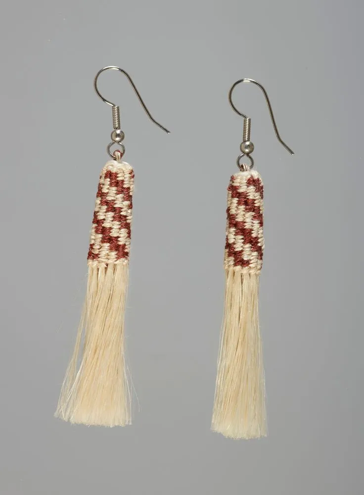 Mau-taringa (earrings)