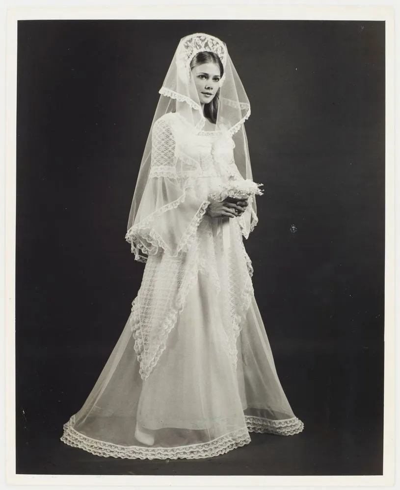 'Theresa' Bridal Gown