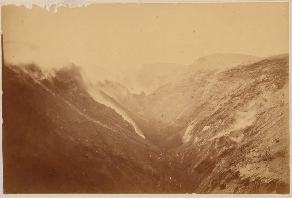 The rift in the top of Mt Tarawera