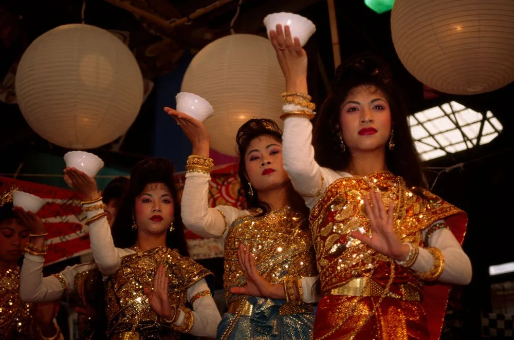 Cambodian dancers