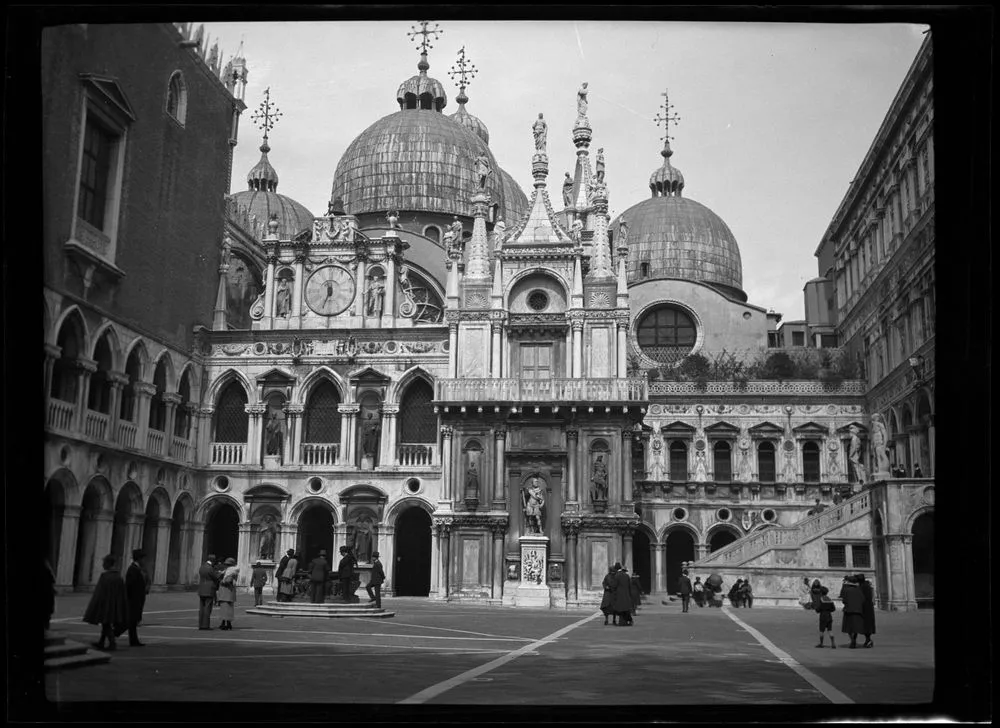 Courtyard of Doge`s Palace, Venice