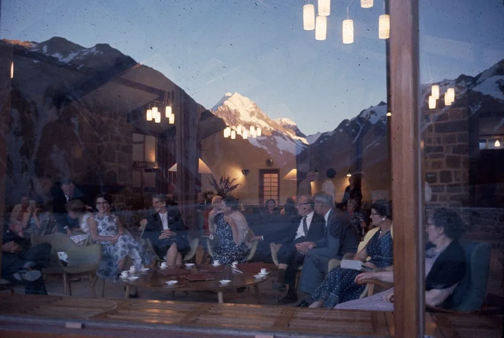 New Zealand Recreation: Hermitage, Mount Cook