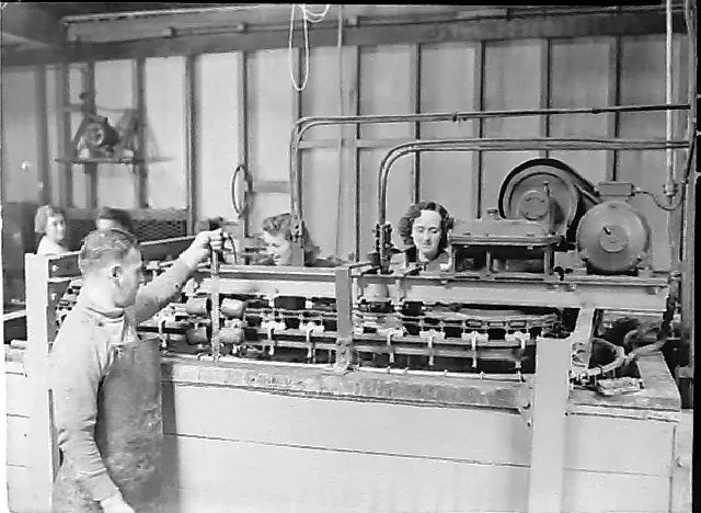 Wartime Engineering Production