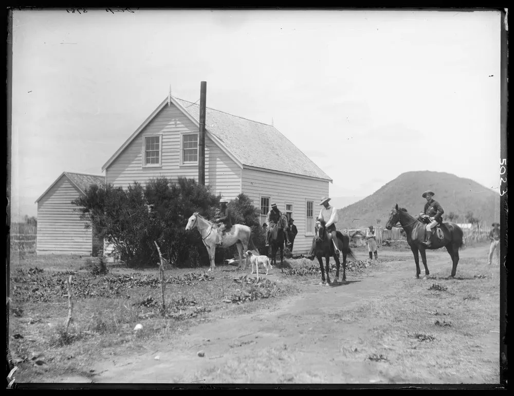 [Blakes Hotel, Tokaanu]