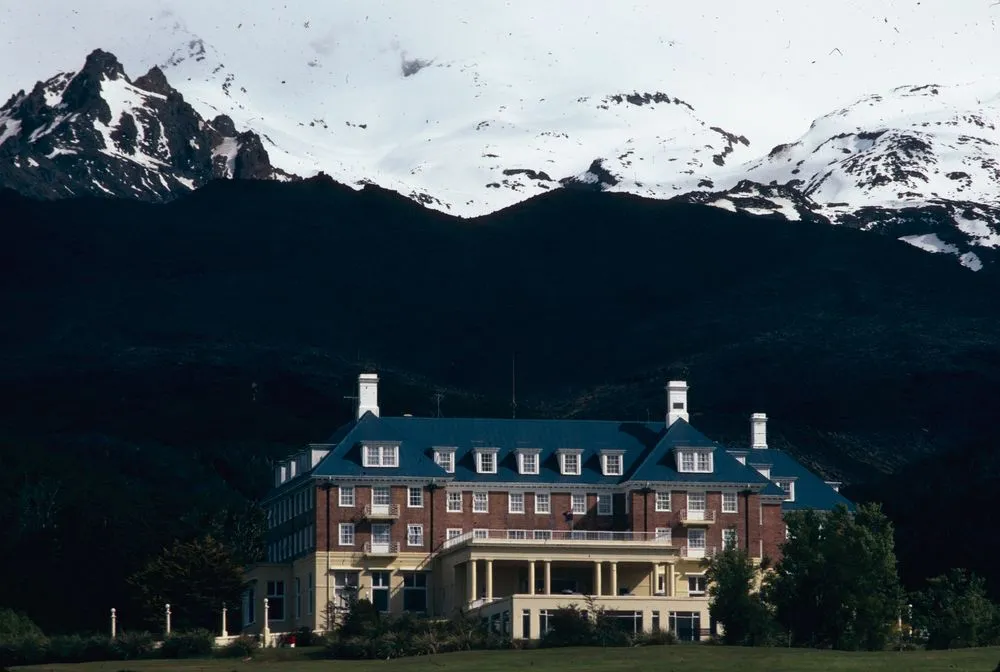 New Zealand Historic Buildings: Chateau Tongariro