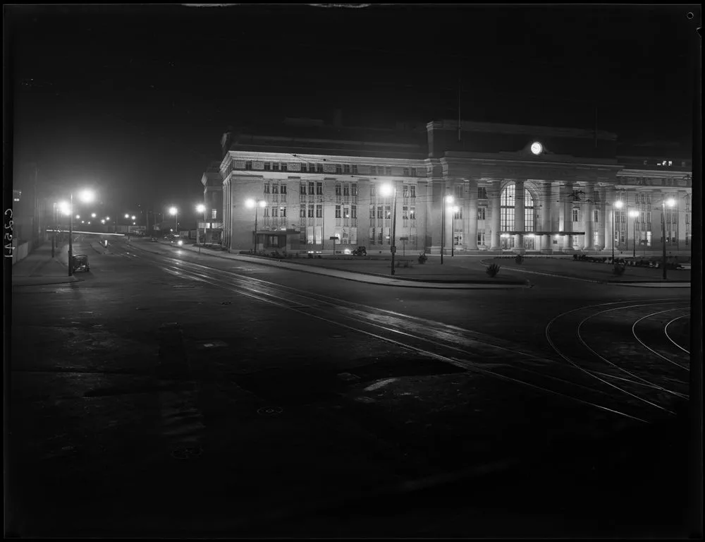 Wellington Railway Station at night